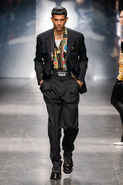 Look 52
